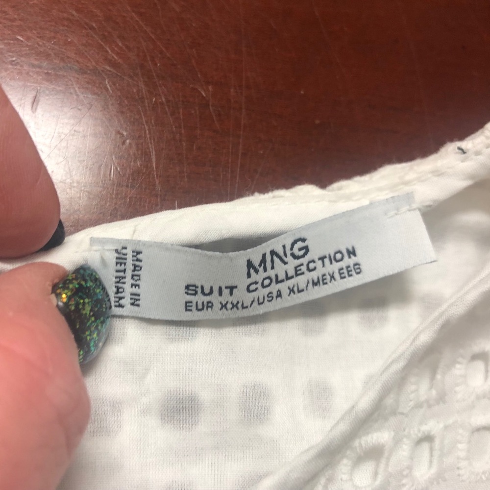 Ming Top - Picture 2 of 5